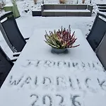 Waldblick بيت للعطل *