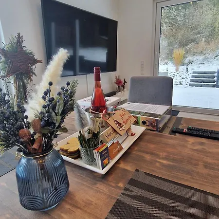 Waldblick * Hohenfels-Essingen